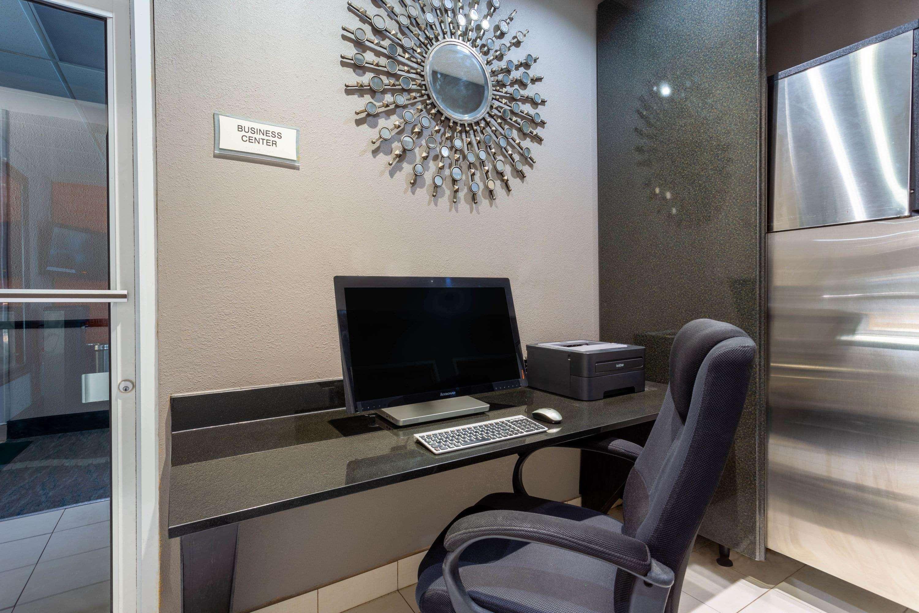 La Quinta By Wyndham Columbus West - Hilliard Hotel Buitenkant foto